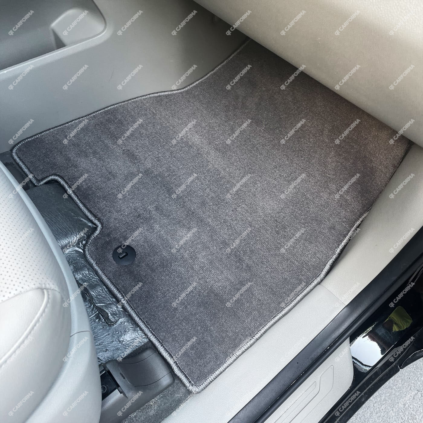 Коврики на KIA Carnival III 7 мест 2014&nbsp;-&nbsp;2021 в Чите