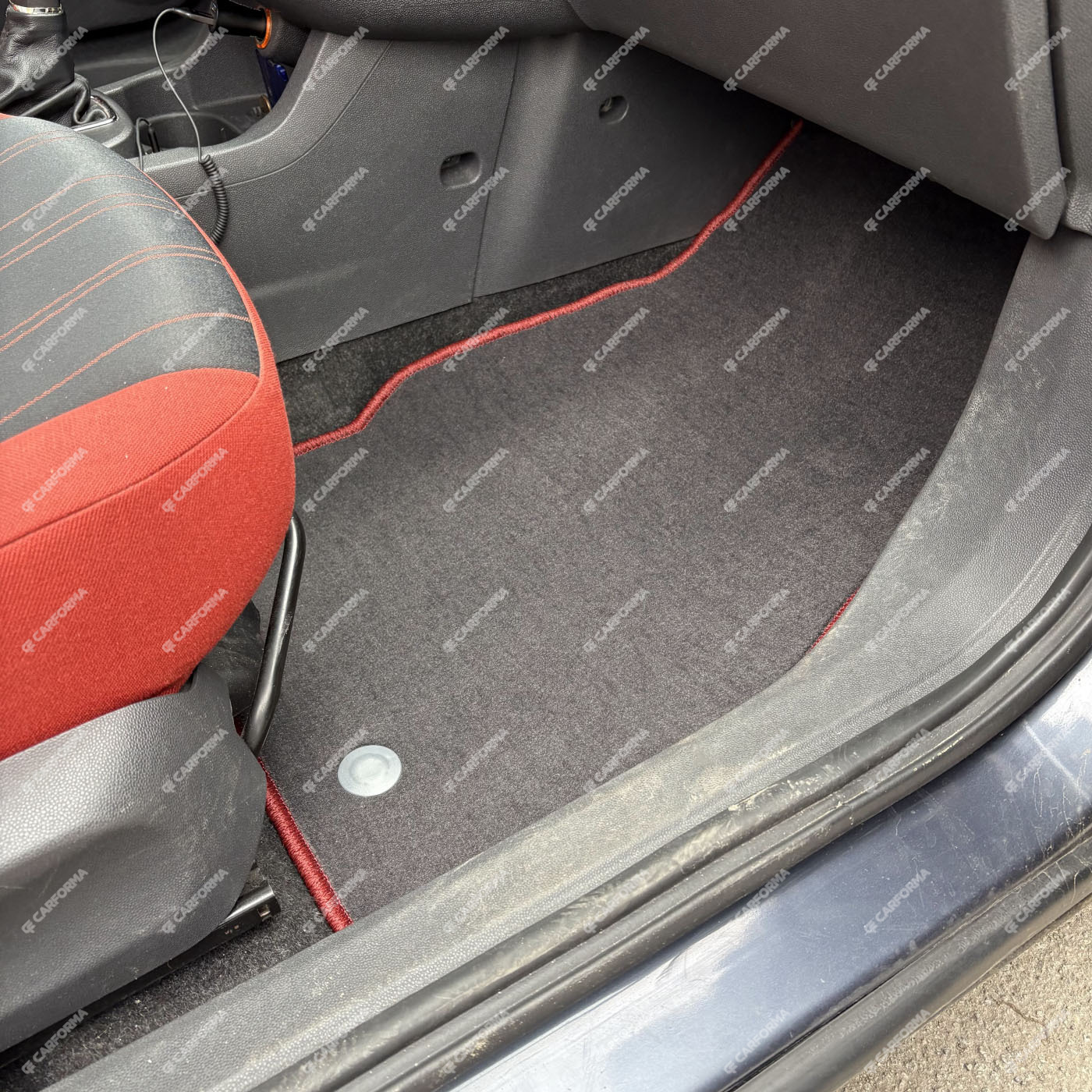 Коврики на Opel Corsa D 2006&nbsp;-&nbsp;2014 в Чите