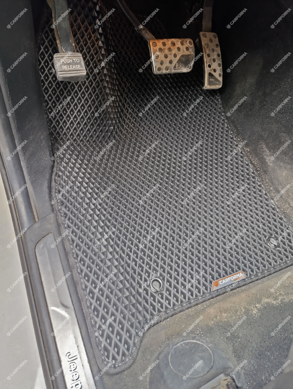 Коврики на Jeep Grand Cherokee (WK2) 2010&nbsp;-&nbsp;2022 в Чите