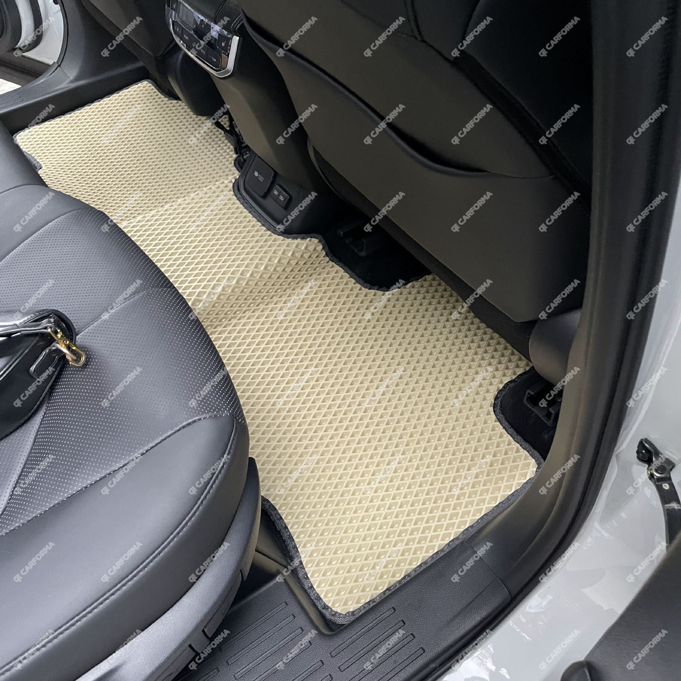 EVA коврики на Toyota Highlander IV 2019&nbsp;-&nbsp;2025 в Чите