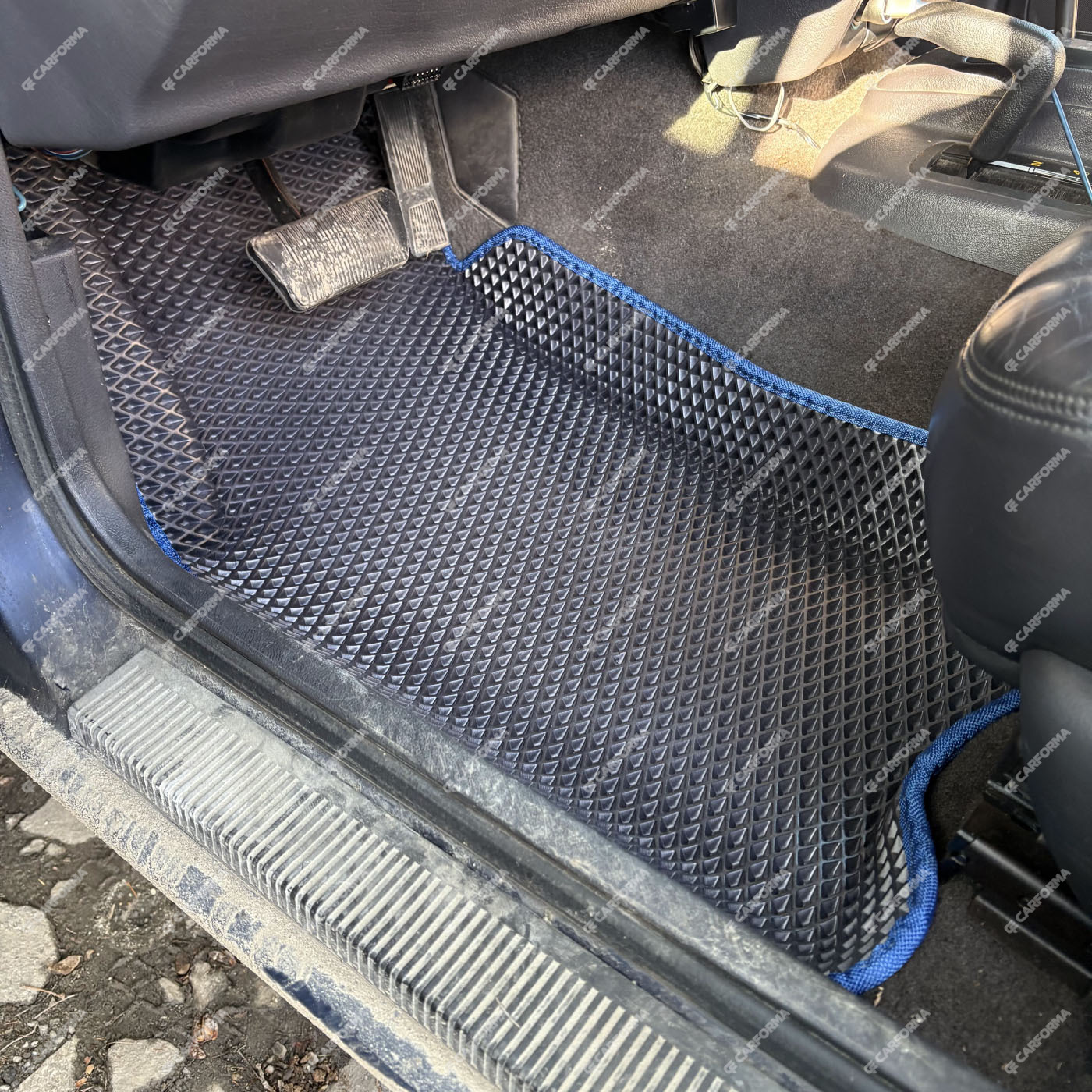 Коврики на Jeep Grand Cherokee (ZJ) 1992&nbsp;-&nbsp;1999 в Чите