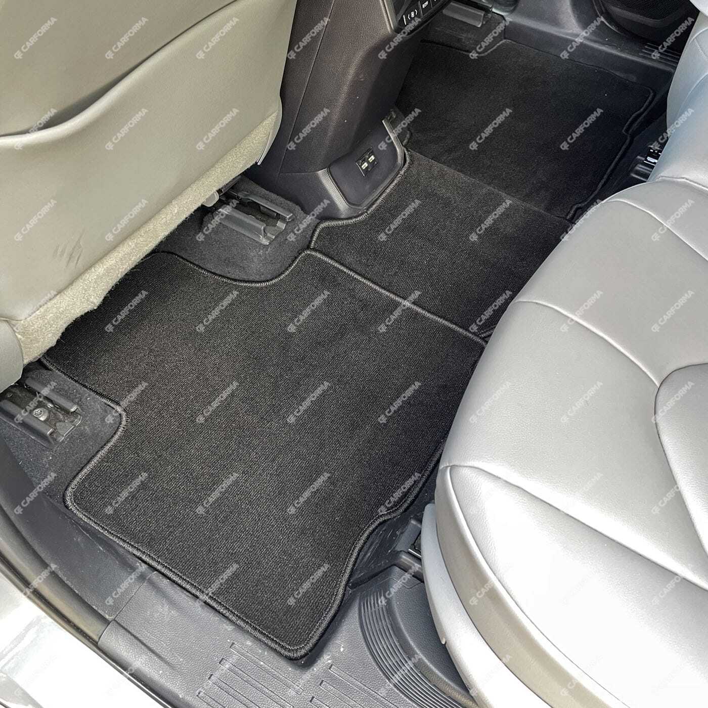 Коврики на Toyota Crown Kluger 2021&nbsp;-&nbsp;2025 в Чите