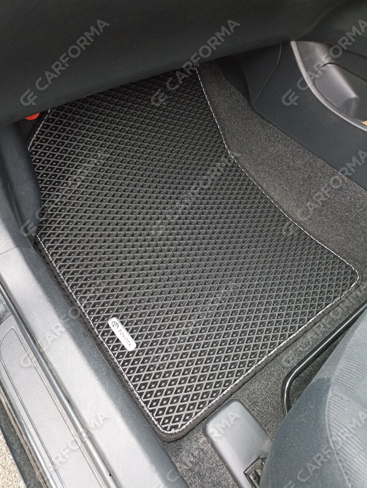 Ворсовые коврики на Toyota Corolla Axio (E14) 2006&nbsp;-&nbsp;2012 в Чите