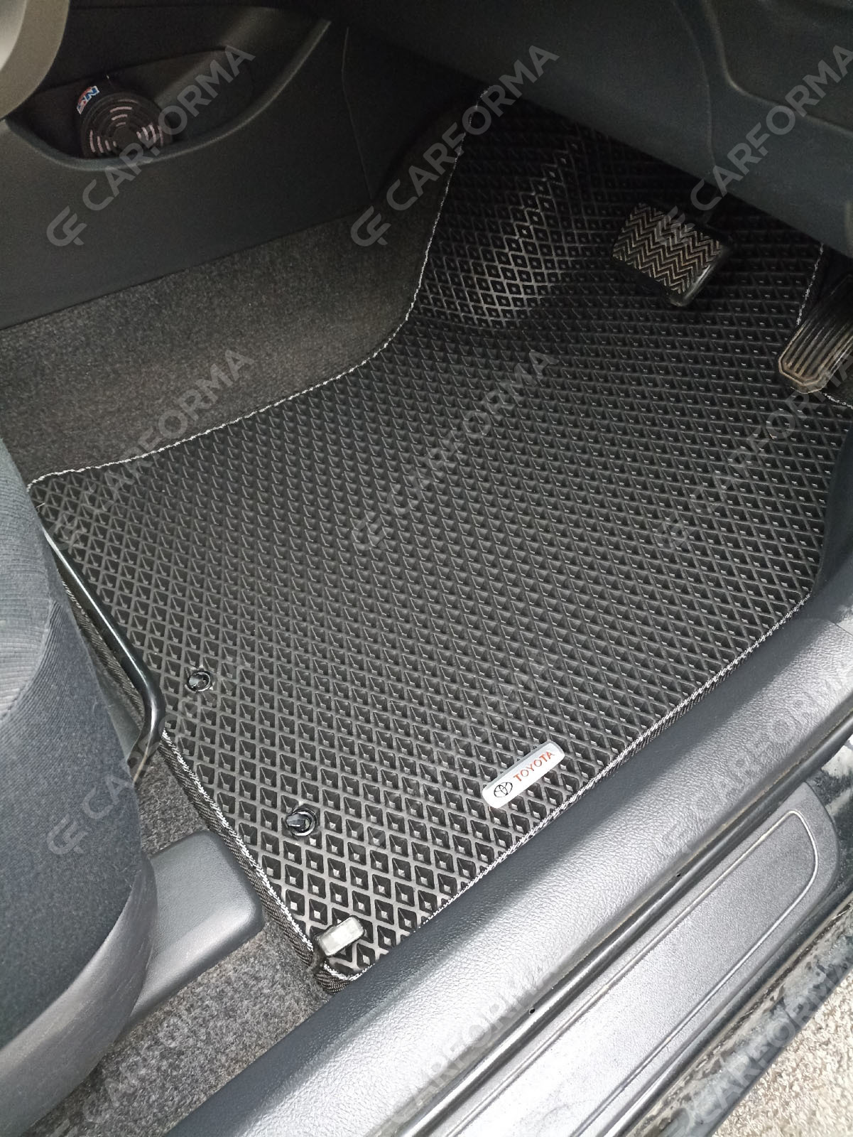 Ворсовые коврики на Toyota Corolla Axio (E14) 2006&nbsp;-&nbsp;2012 в Чите