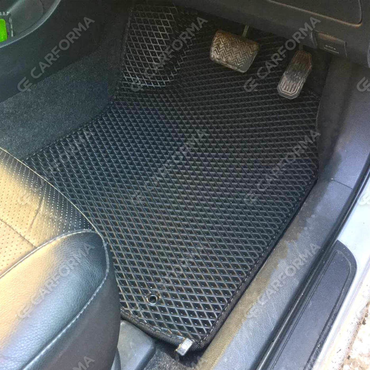 Коврики на Toyota Corolla Fielder (E14) 2006&nbsp;-&nbsp;2012 в Чите