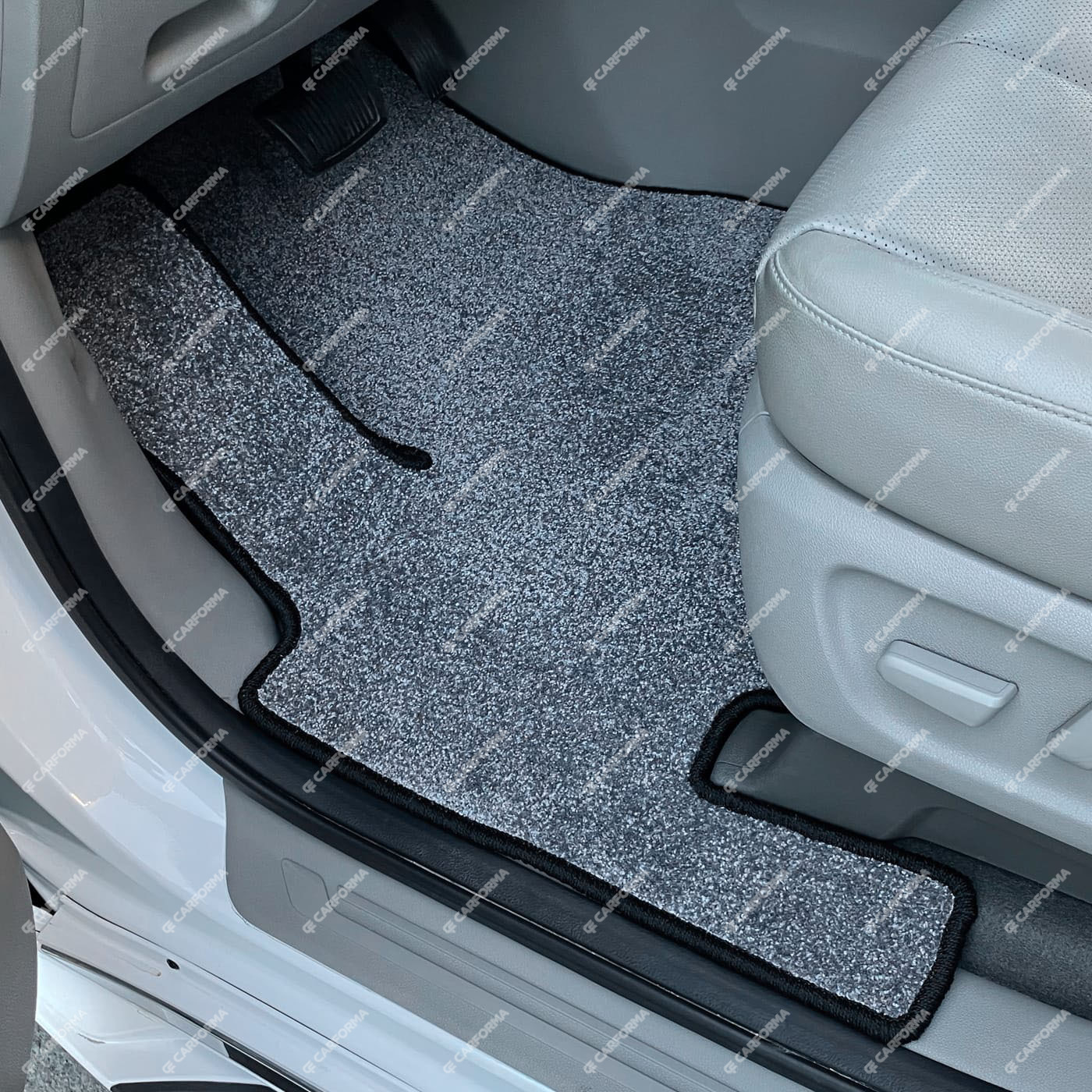 Коврики на KIA Carnival III 7 мест 2014&nbsp;-&nbsp;2021 в Чите