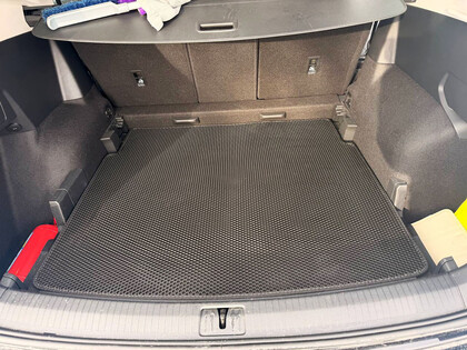 Коврики на Volkswagen Tiguan L 2020&nbsp;-&nbsp;2026 в Чите