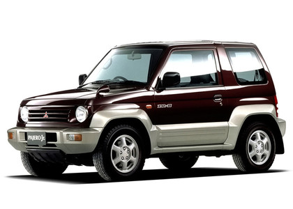 Коврики на Mitsubishi Pajero Junior 1995 - 1998 в Чите
