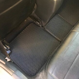 Ворсовые коврики на Toyota Corolla Axio (E14) 2006&nbsp;-&nbsp;2012 в Чите