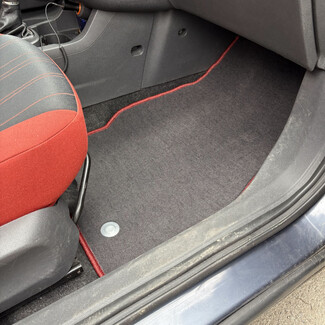 Коврики на Opel Corsa D 2006&nbsp;-&nbsp;2014 в Чите