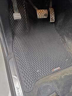 Коврики на Jeep Grand Cherokee (WK2) 2010&nbsp;-&nbsp;2022 в Чите