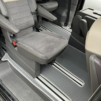 Коврики на Volkswagen Multivan (T7) 2021&nbsp;-&nbsp;2026 в Чите