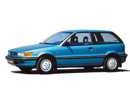 Ворсовые коврики на Mitsubishi Colt III 1988 - 1992 в Чите
