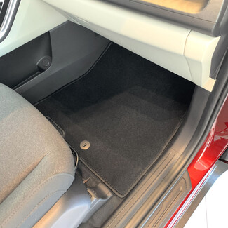 Коврики на KIA Carnival IV 7 мест с оттоманками 2020 - 2025 в Чите Коврики на KIA Carnival IV 7 мест с оттоманками 2020 - 2025 в Чите