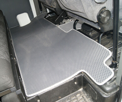 Коврики на ГАЗ Соболь Комби грузопассажирский 1998 - 2026 в Чите Коврики на ГАЗ Соболь Комби грузопассажирский 1998 - 2026 в Чите