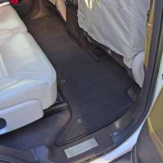 Коврики на Land Rover Discovery V 2016 - 2025 в Чите