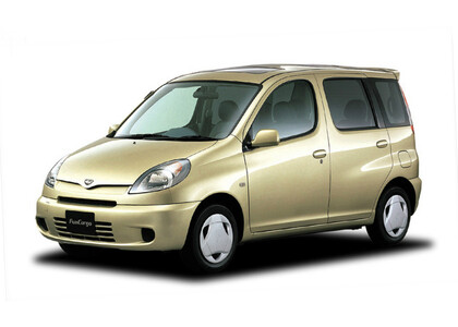 Коврики на Toyota Yaris Verso 1999 - 2006 в Чите